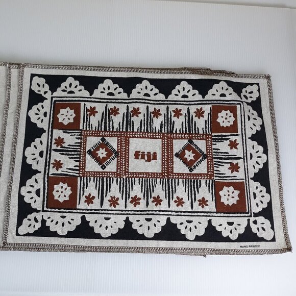 8-Hand Printed Linen Made in Fiji French Polynesian Placemats - Picture 2 of 9